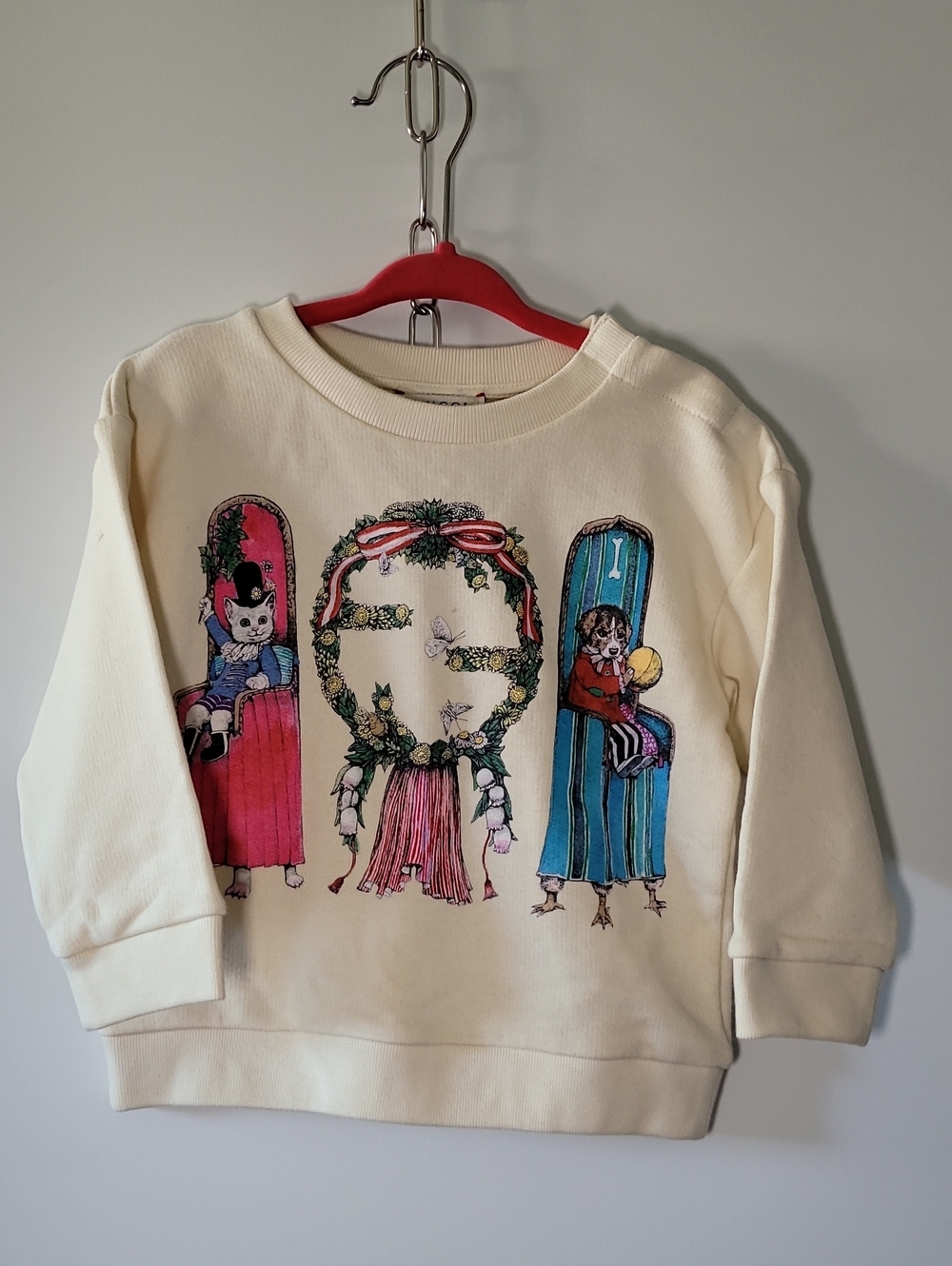 Gucci Cream Kids Sweatshirt with Pink and Blue Chair Motif